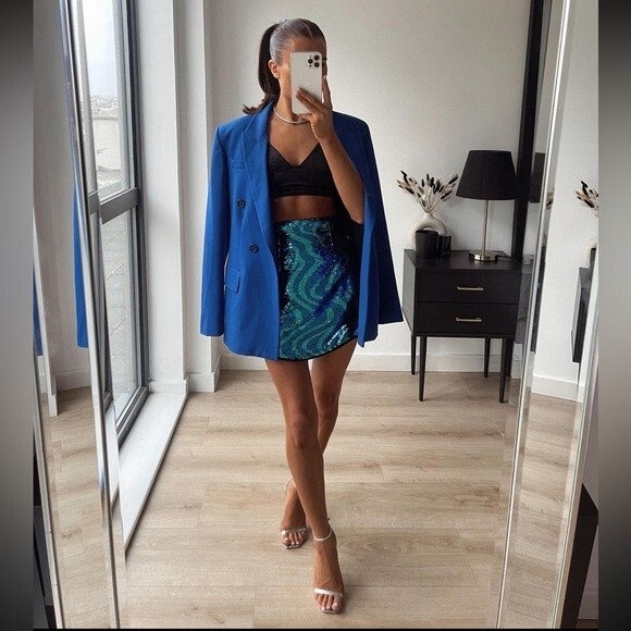 ZARA SHORT SEQUIN SKIRT - Picture 1 of 7